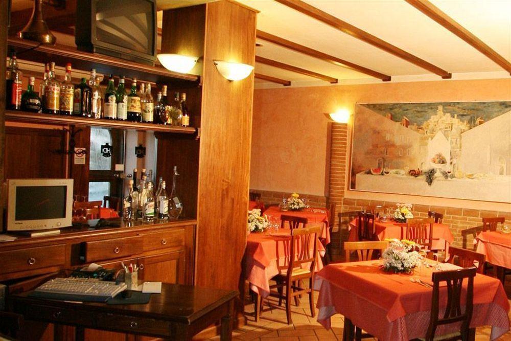 Hotel I Duchi Camerino Zewnętrze zdjęcie