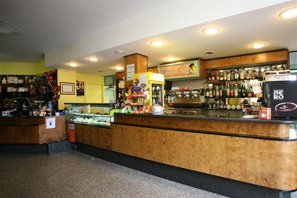 Hotel I Duchi Camerino Zewnętrze zdjęcie